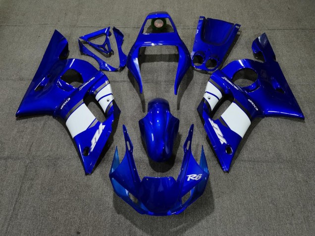 1998-2002 Blue White Design Yamaha R6 Motorcycle Fairing UK 1998-2002 Blue White Design Yamaha R6 Motorcycle Fairing UK