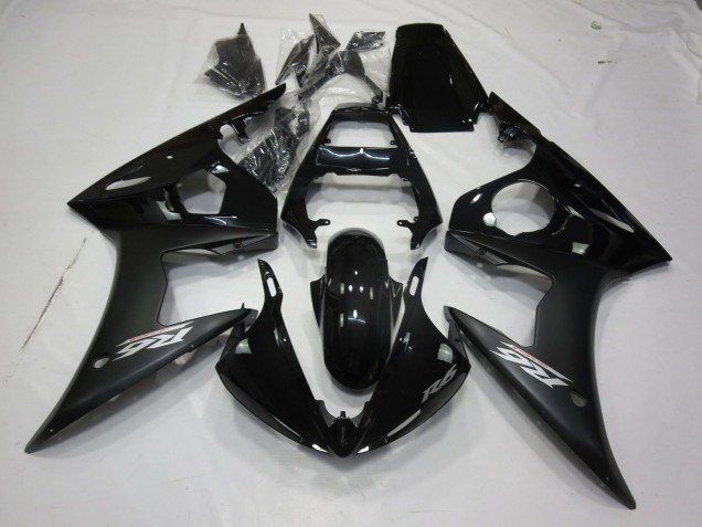 2003-2005 Matte Black Yamaha R6 Motorcycle Fairing UK 2003-2005 Matte Black Yamaha R6 Motorcycle Fairing UK