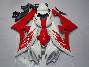 2006-2007 Red and White Style Yamaha R6 Motorcycle Fairing UK